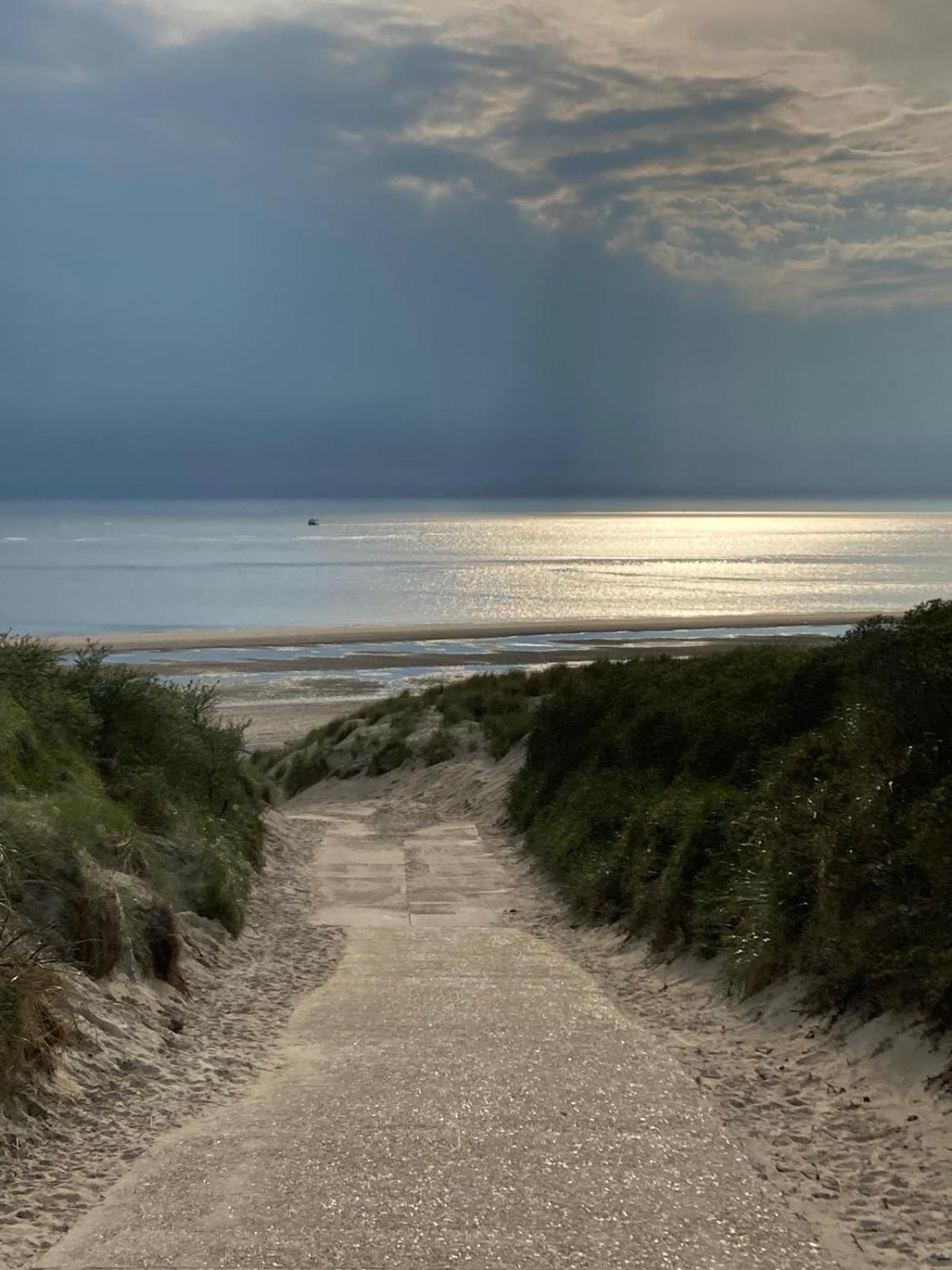 Duinstrand Burgh-Haamstede Exteriér fotografie